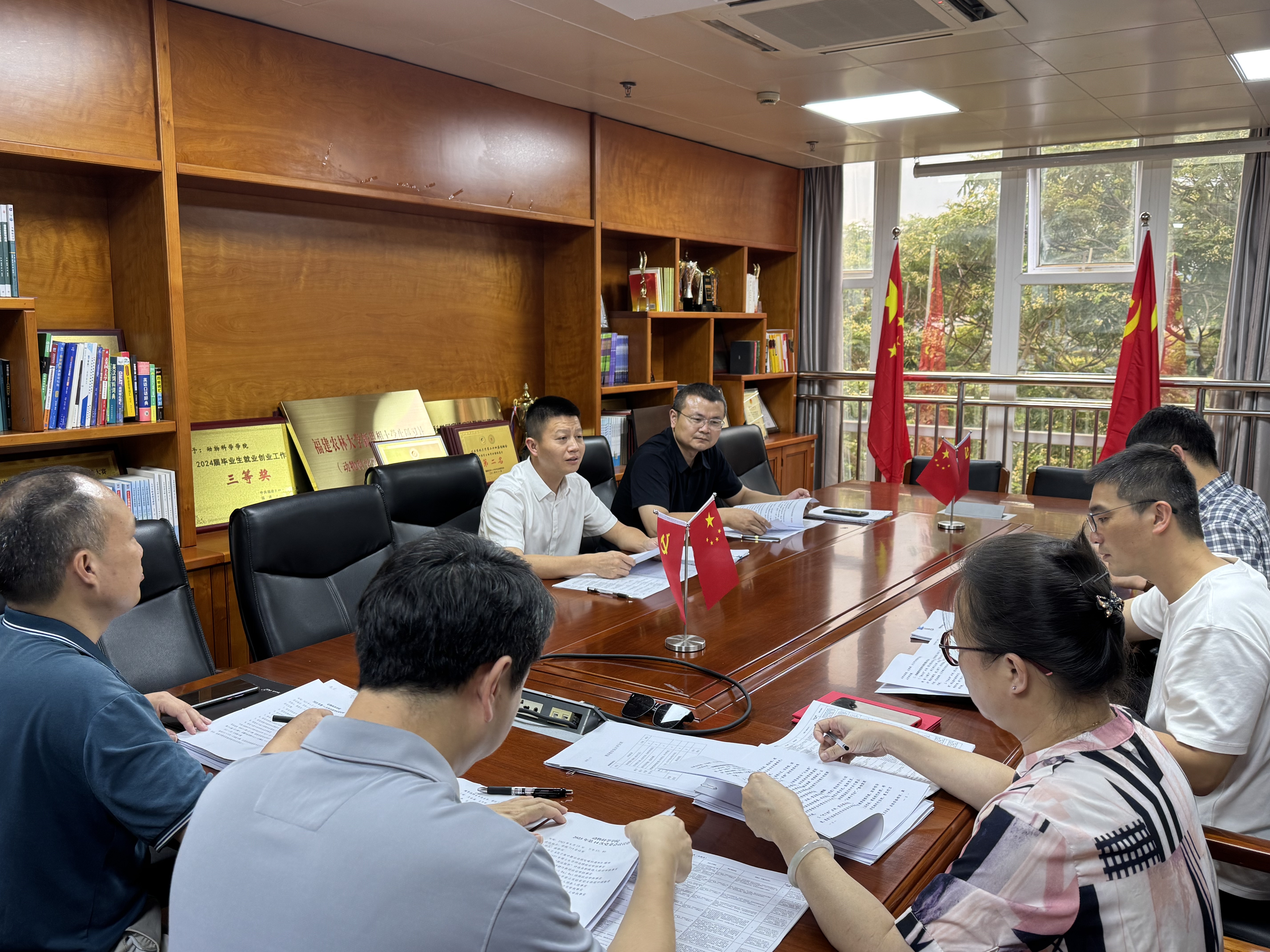 1会议现场.jpg