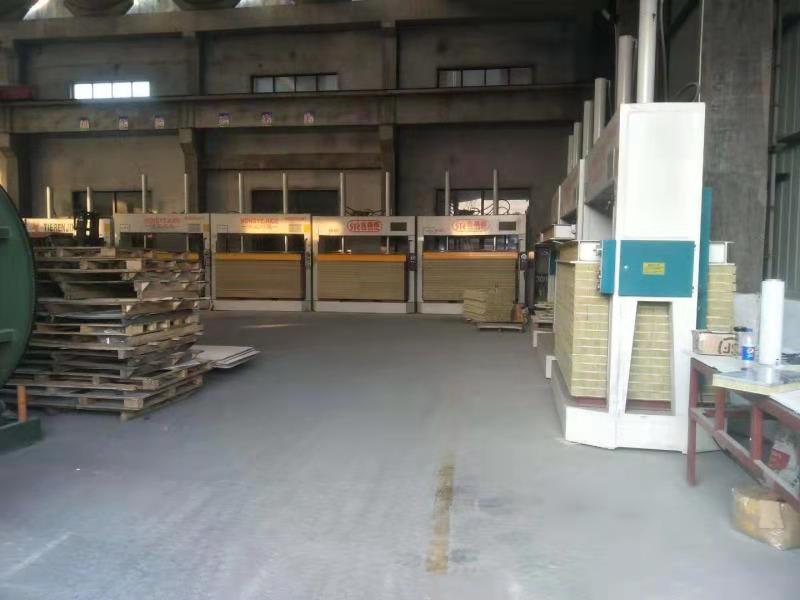 1541745120922137.jpg 2.jpg